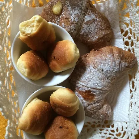 Bianca Nocleg ze śniadaniem Salerno